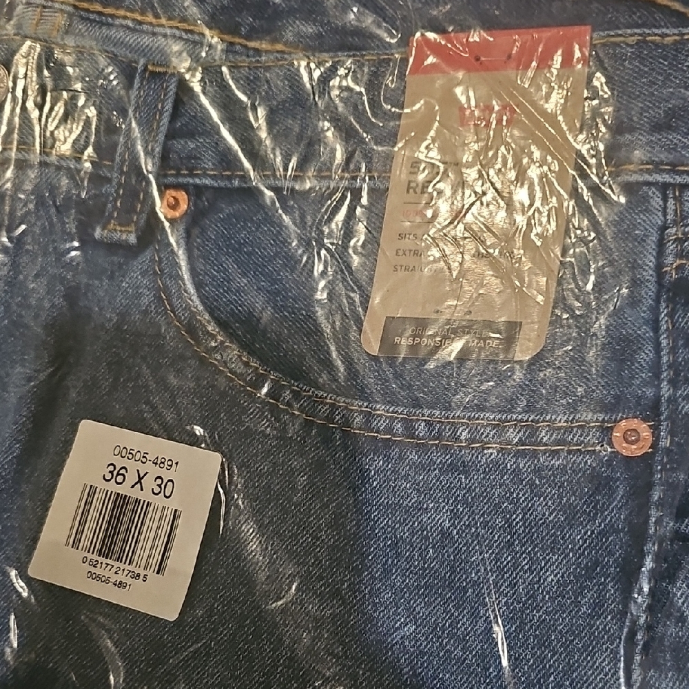 Levi's Classic Blue 505 Regular Jeans